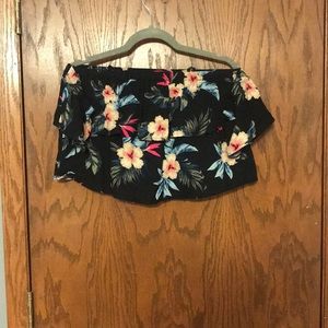 Hollister off the shoulder crop top